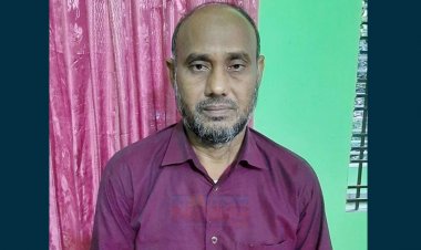 ঝিনাইদহে শ্রেণিকক্ষ থেকে প্রধান শিক্ষকের ঝুলন্ত মরদেহ উদ্ধার