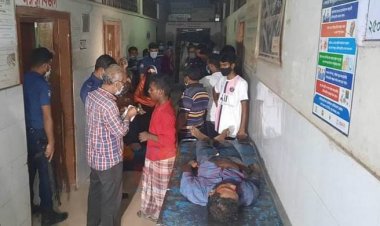 চলন্ত ট্রেনের ছাদে ছিনতাইকারীদের ছুরিকাঘাতে নিহত ২