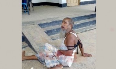 বৃদ্ধকে রশি দিয়ে বেঁধে লাঠি দিয়ে পেটালেন গাজির ভিটার ইউপি চেয়ারম্যান