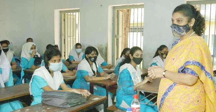 অষ্টম-নবম শ্রেণির ক্লাস নিয়ে নতুন সিদ্ধান্ত