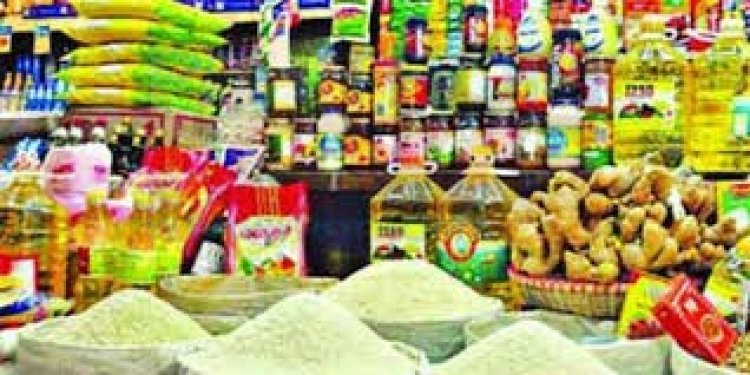 পাল্লা দিয়ে বাড়ছে নিত্যপণ্যের দাম