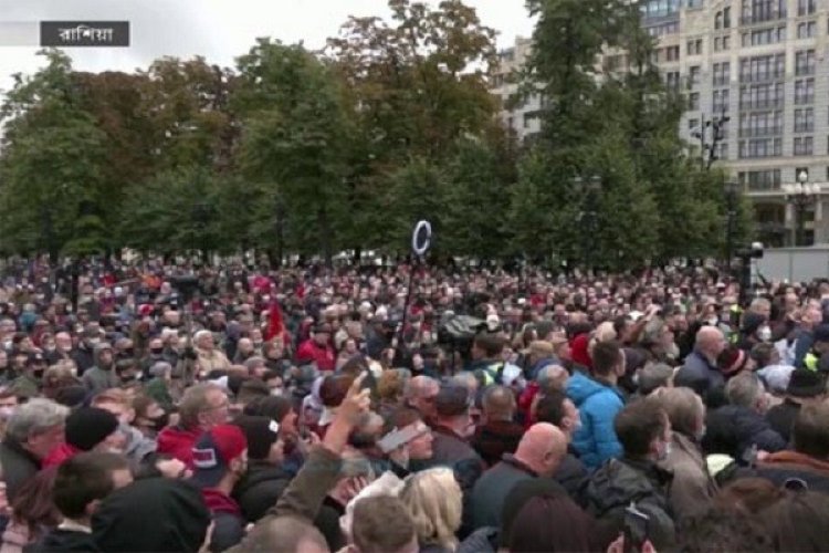 ভোট বাতিলের দাবিতে উত্তাল রাশিয়া, মানতে নারাজ পুতিন