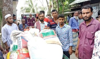 ঝালকাঠিতে ১০ টাকার চাল বিক্রিতে অনিয়ম