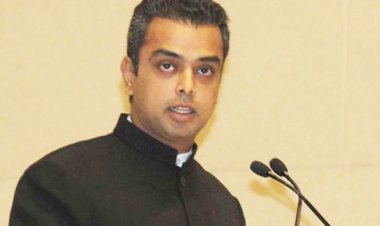 বাংলাদেশী হিন্দুদের রক্ষায় ভারতে আইন সংশোধনের দাবি কংগ্রেস নেতার