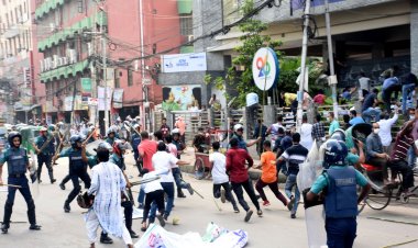 নয়াপল্টনে বিএনপির নেতা–কর্মীদের সঙ্গে পুলিশের সংঘর্ষ