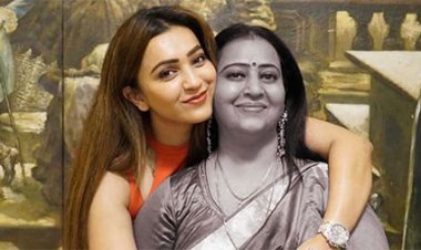  মা হারালেন কৌশানী