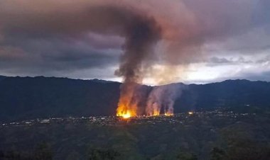 পুরো শহর ধ্বংস করলো মিয়ানমারের সামরিক বাহিনী