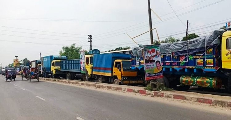 দৌলতদিয়ায় ৫ কিলোমিটার যানজট