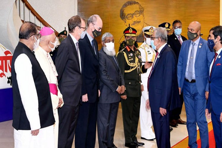 চিকিৎসার জন্য জার্মানি ও লন্ডন গেলেন রাষ্ট্রপতি