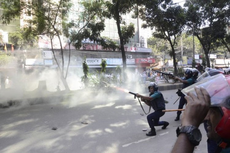 বায়তুল মোকাররম এলাকায় সংঘর্ষ, আটক ৫