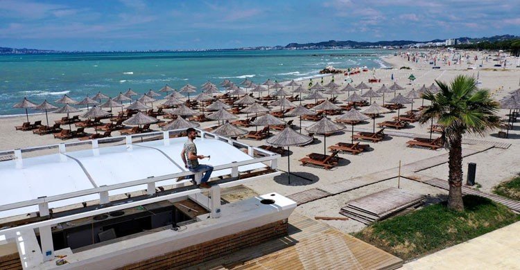 আলবেনিয়ায় ৪ রাশিয়ান পর্যটকের মরদেহ উদ্ধার