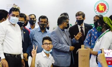 ১২-১৭ বছর বয়সী স্কুলশিক্ষার্থীদের টিকাদান কার্যক্রম শুরু