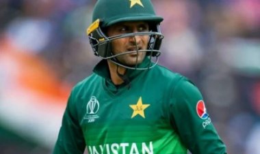 ভারত নিয়ে বিতর্কিত প্রশ্নে যে জবাব দিলেন শোয়েব মালিক