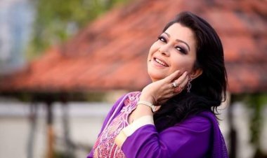 দিতির কবর জিয়ারত করলেন ওমর সানী