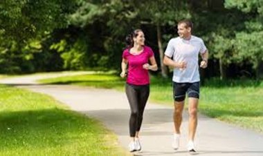হৃদরোগ ও ক্যানসারের ঝুঁকি কমায় হাঁটাচলা 