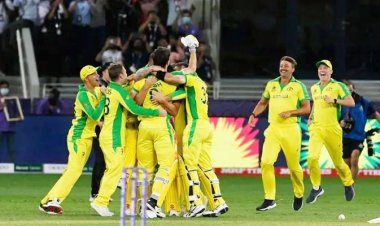 রেকর্ড গড়ে শিরোপা অস্ট্রেলিয়ার