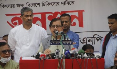 সরকারকে হাতজোড় করে ক্ষমা চাইতে হবে: মান্না