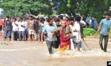  অন্ধ্রপ্রদেশে বন্যা-ভূমিধসে মৃতের সংখ্যা বেড়ে ৩০