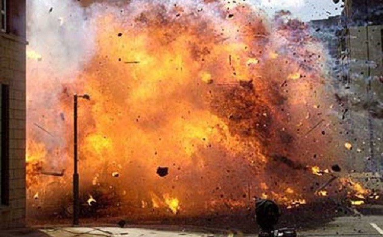 কাবুলে সামরিক হাসপাতালের সামনে ভয়াবহ বিস্ফোরণ