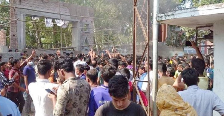 ইউপি সদস্য হত্যা : গাইবান্ধা-সুন্দরগঞ্জ সড়ক অবরোধ