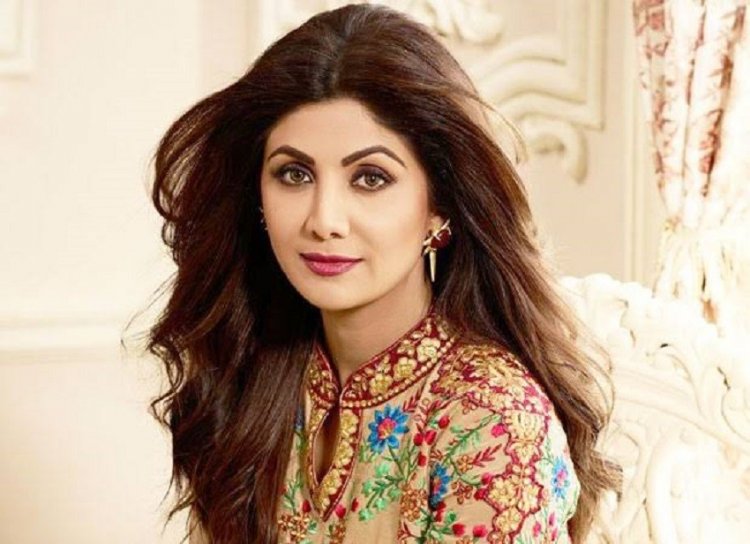  বিচ্ছেদের গুঞ্জন অস্বীকার শিল্পার