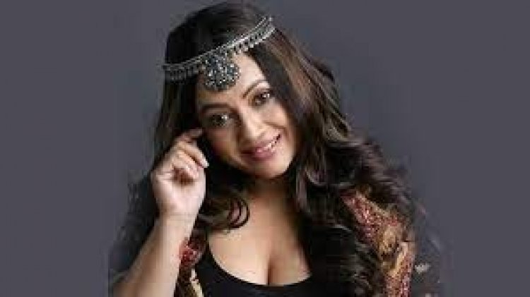  আমার মেয়ের বয়সী ছেলেরা বিয়ের প্রস্তাব দিচ্ছে: শ্রীলেখা