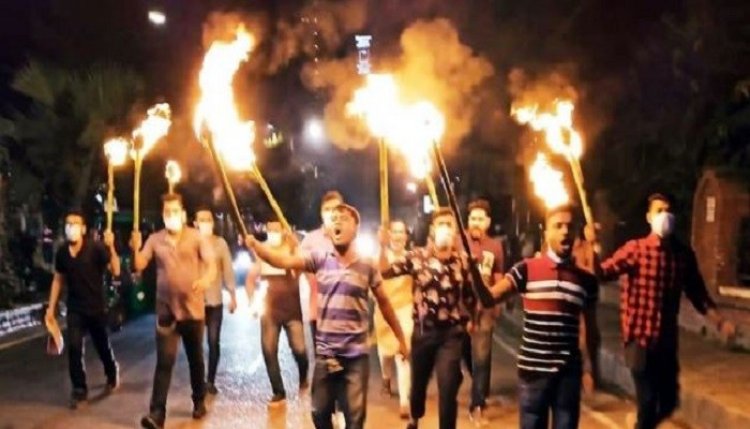 রাজধানীতে ছাত্রদলের মশাল মিছিল