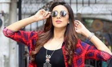 তমা মির্জাও কি ভিন্নপথে হাঁটছেন