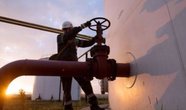 বিশ্ববাজারে আবারও কমলো জ্বালানি তেলের দাম