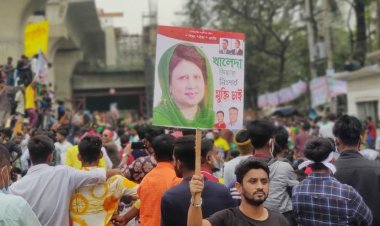 খালেদা জিয়ার বিদেশে চিকিৎসার দাবিতে ছাত্রদলের সমাবেশ 