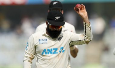  ভারতের বিপক্ষে একাই ১০ উইকেট নিলেন ‘ঘরের ছেলে’ এজাজ