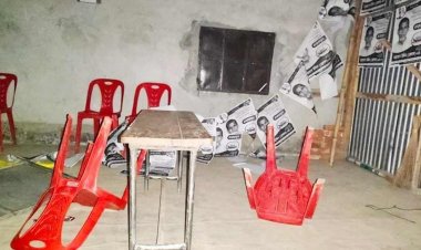 চাঁদপুরে নৌকা প্রার্থীর নির্বাচনী অফিস ভাঙচুর