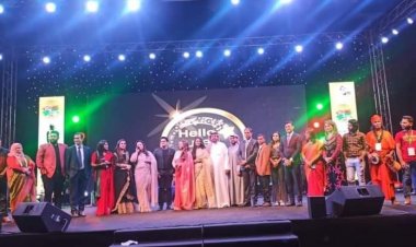 বিজয় উৎসবে মাতোয়ারা আরব আমিরাতের প্রবাসীরা