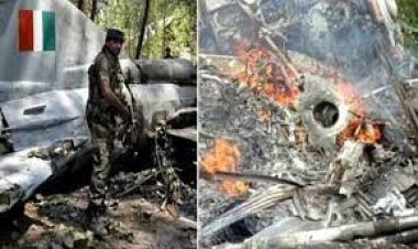 মাঝ আকাশে ভেঙে পড়লো ভারতীয় যুদ্ধবিমান, পাইলট নিহত