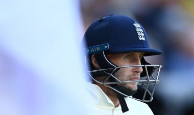 রেকর্ডের দিনেও আক্ষেপ সঙ্গী জো রুটের