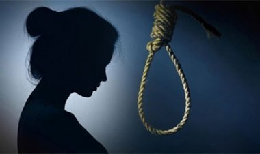 রংপুরে স্কুলছাত্রীর ঝুলন্ত মরদেহ উদ্ধার, বাবা আটক