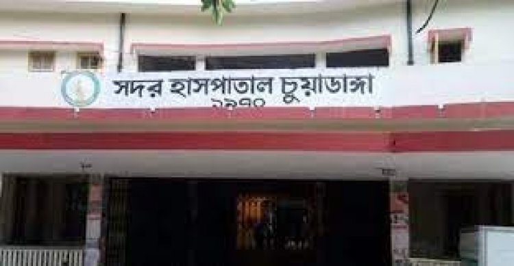প্রেমিকের সঙ্গে ধরা পড়ার পর মেয়েকে বিষ খেতে দিলেন বাবা