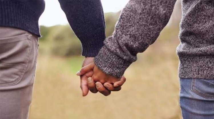 আমিরাতে শুক্রবারের ছুটি বাতিল, লিভ টুগেদার বৈধ