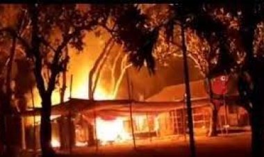 কারাগারে থাকা  নওগাঁর স্বতন্ত্র প্রার্থীর বাড়ি পুড়িয়ে দিলো দুর্বৃত্তরা