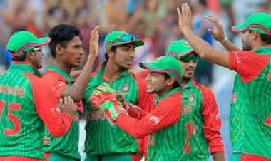  ‘ইতিহাসের সেরা জয়’ বিতর্ক এড়িয়ে গেলেন রাজ্জাক