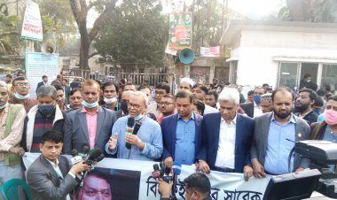 সংলাপের নামে রাষ্ট্রপতি ‘হকারগিরি’ করছেন: রিজভী