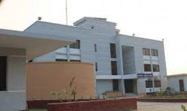 ‘ ফরিদপুরে পাসপোর্ট অফিসে ঘুষ দিলে কাজ হয় বিদ্যুৎ গতিতে’