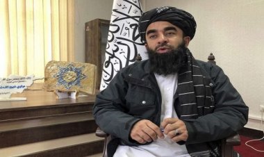 আবারও মেয়েদের স্কুলে ফেরানোর প্রতিশ্রুতি তালেবানের