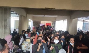 উপাচার্যের পদত্যাগ দাবিতে উত্তাল শাবি