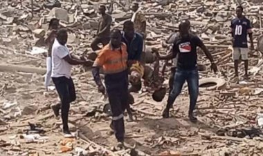 ঘানায় ভয়াবহ বিস্ফোরণে ৫০০ ভবন ধস, বহু হতাহতের শঙ্কা