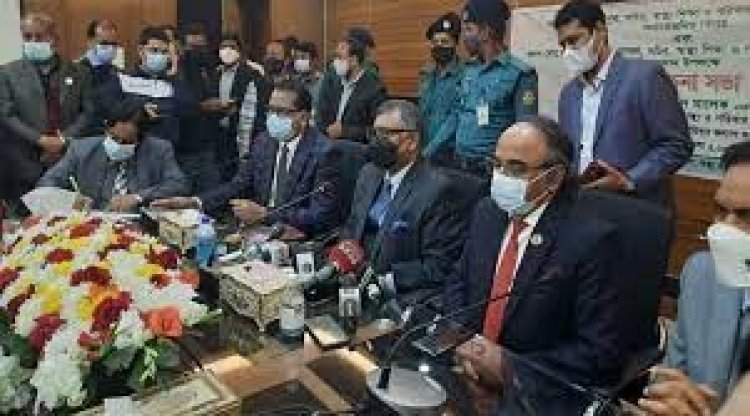 অর্ধেক যাত্রী নিয়ে  চলবে গণপরিবহন , দোকান-শপিংমল খোলার সময় কমছে