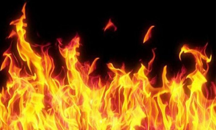 চট্টগ্রামে পোশাক কারখানায় ভয়াবহ আগুন