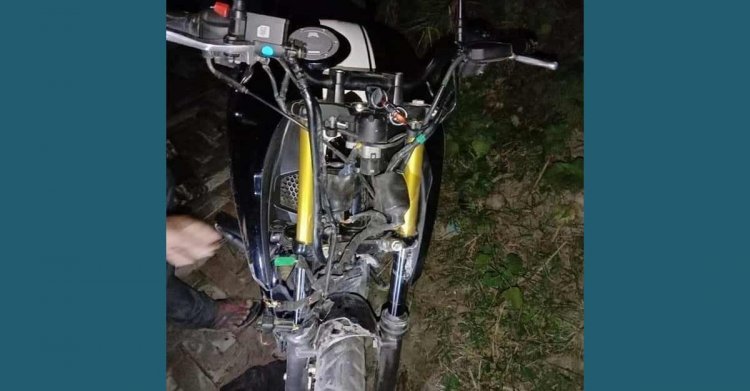 সেতুর পিলারে মোটরসাইকেলের ধাক্কা, ২ শিক্ষার্থী নিহত