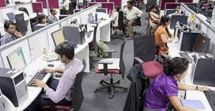 অর্ধেক লোক নিয়ে চলবে অফিস