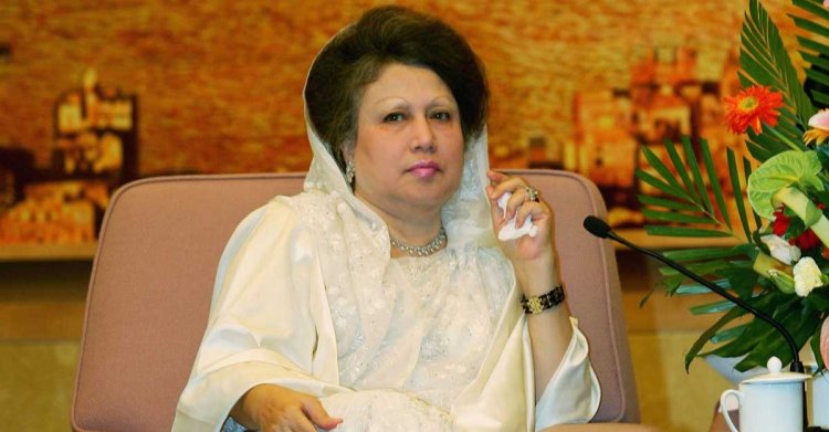 খালেদা জিয়ার শারীরিক অবস্থার উন্নতি, দেশে তাঁর সব চিকিৎসা সম্ভব না: চিকিৎসক